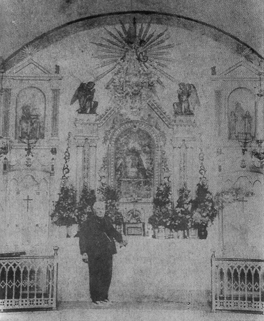 Retablo de la antigua ermita de la Virgen del Lluch