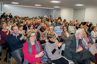 El público llenó la sala