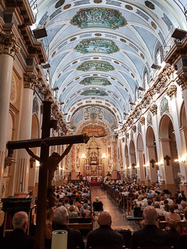 Interior de l'església de Santa Caterina